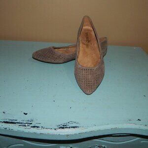 Vionic Posey Tan Taupe Ballet Flats Womens Size 6.5